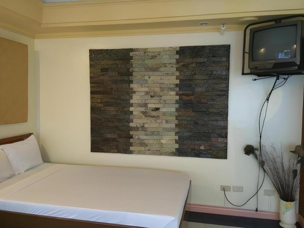 La Esperanza Hotel Kalibo Extérieur photo
