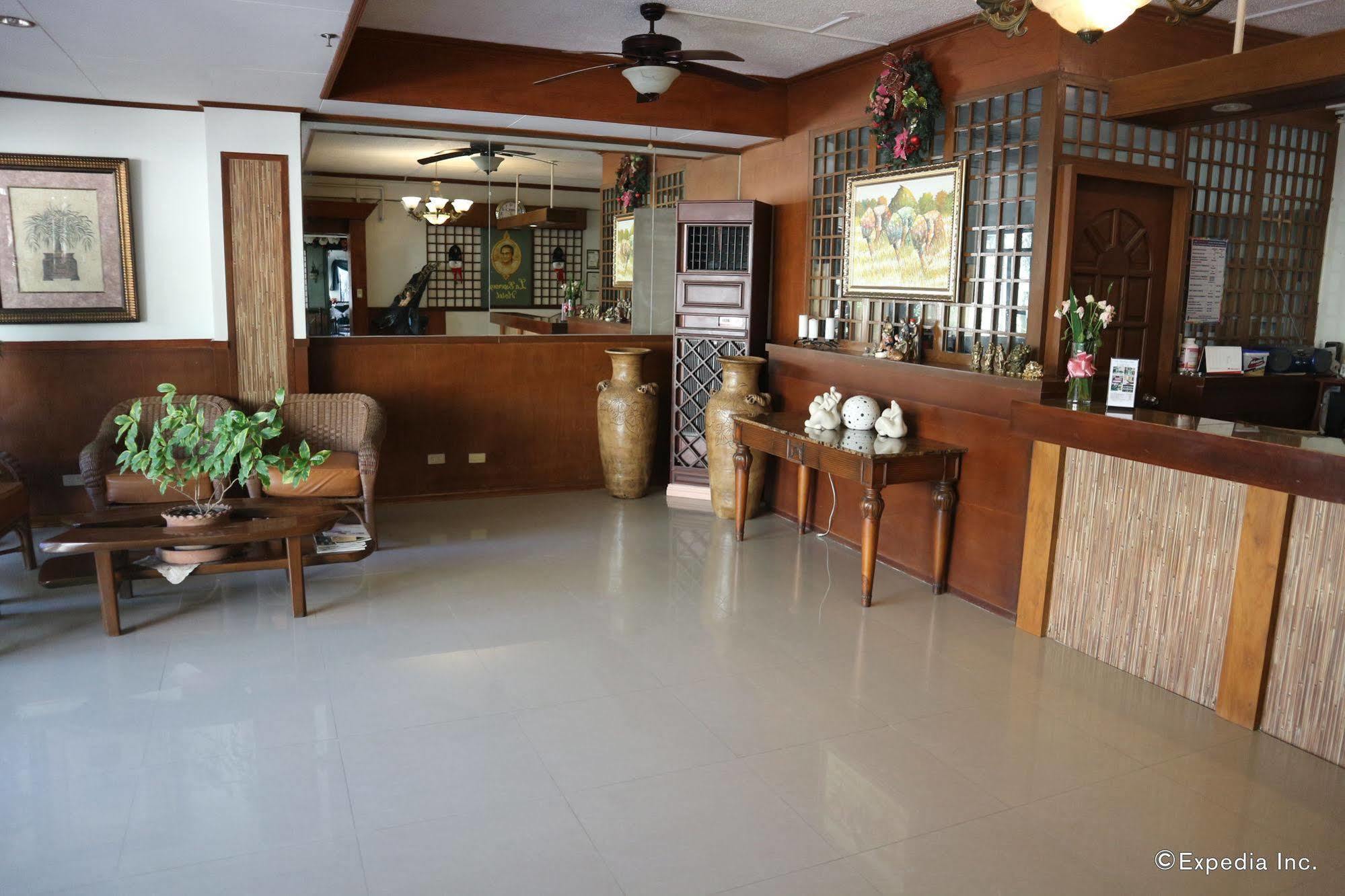 La Esperanza Hotel Kalibo Extérieur photo