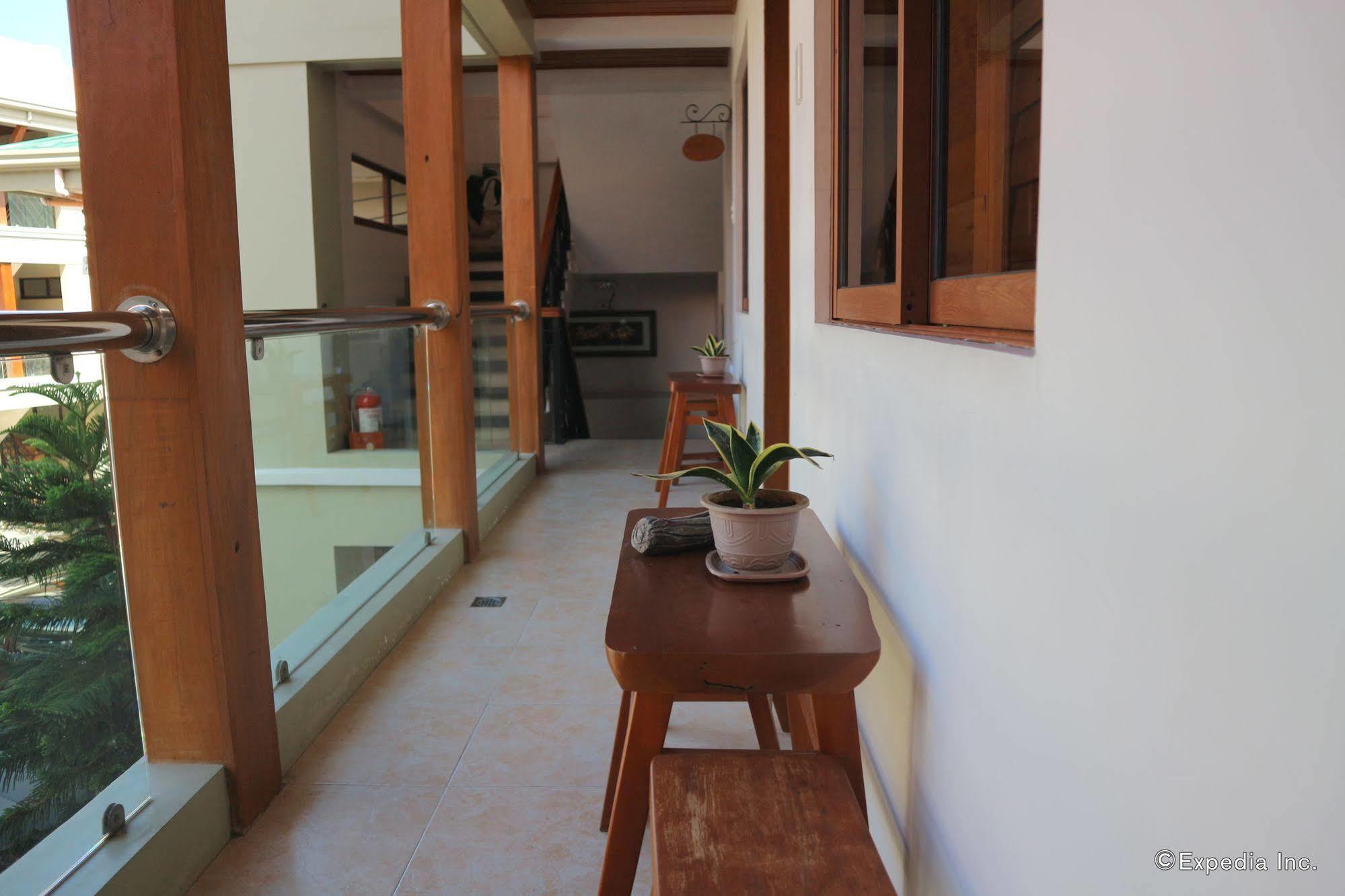 La Esperanza Hotel Kalibo Extérieur photo